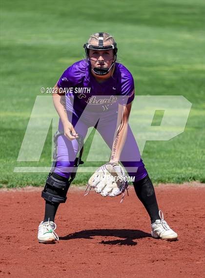Thumbnail 1 in Davenport West vs Liberty (Varsity Classic) photogallery.