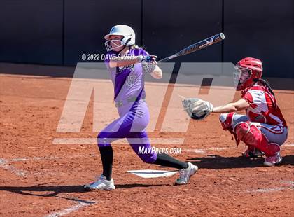 Thumbnail 1 in Davenport West vs Liberty (Varsity Classic) photogallery.