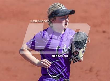 Thumbnail 3 in Davenport West vs Liberty (Varsity Classic) photogallery.