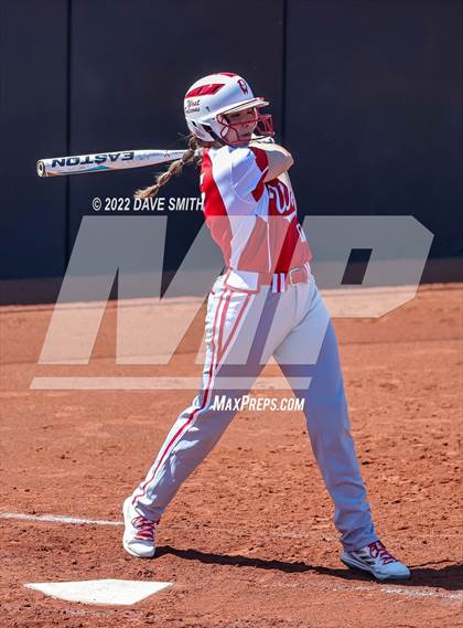 Thumbnail 1 in Davenport West vs Liberty (Varsity Classic) photogallery.