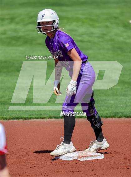 Thumbnail 3 in Davenport West vs Liberty (Varsity Classic) photogallery.
