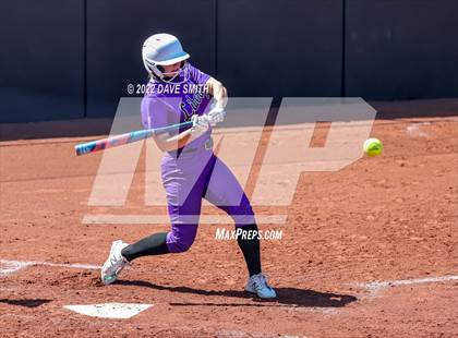Thumbnail 2 in Davenport West vs Liberty (Varsity Classic) photogallery.