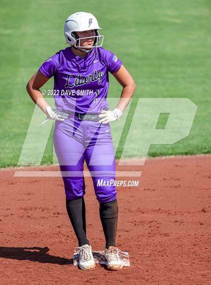 Thumbnail 2 in Davenport West vs Liberty (Varsity Classic) photogallery.