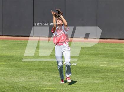 Thumbnail 2 in Davenport West vs Liberty (Varsity Classic) photogallery.