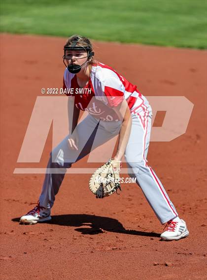 Thumbnail 1 in Davenport West vs Liberty (Varsity Classic) photogallery.