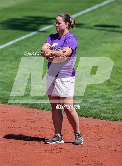 Thumbnail 1 in Davenport West vs Liberty (Varsity Classic) photogallery.