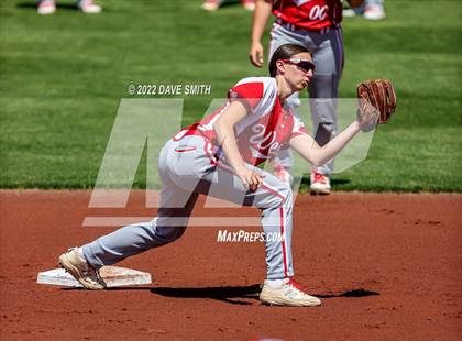 Thumbnail 3 in Davenport West vs Liberty (Varsity Classic) photogallery.