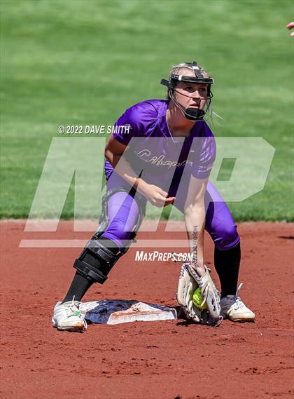 Thumbnail 1 in Davenport West vs Liberty (Varsity Classic) photogallery.
