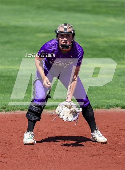 Thumbnail 3 in Davenport West vs Liberty (Varsity Classic) photogallery.