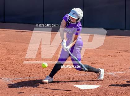 Thumbnail 2 in Davenport West vs Liberty (Varsity Classic) photogallery.