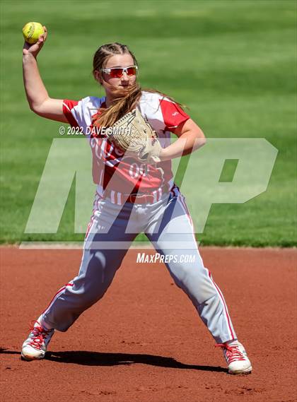 Thumbnail 1 in Davenport West vs Liberty (Varsity Classic) photogallery.