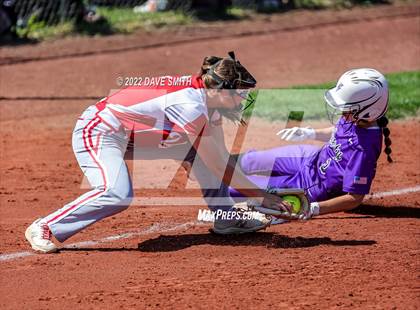 Thumbnail 3 in Davenport West vs Liberty (Varsity Classic) photogallery.