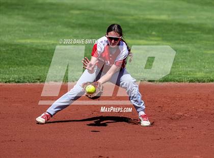Thumbnail 2 in Davenport West vs Liberty (Varsity Classic) photogallery.