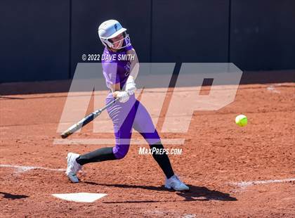 Thumbnail 2 in Davenport West vs Liberty (Varsity Classic) photogallery.