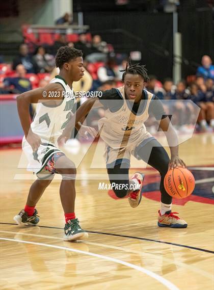 Thumbnail 3 in Baldwin vs Brentwood (NYSPHSAA Class AA Regional) photogallery.