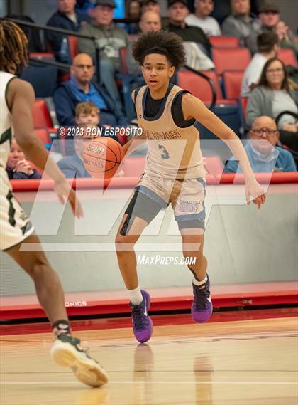 Thumbnail 1 in Baldwin vs Brentwood (NYSPHSAA Class AA Regional) photogallery.