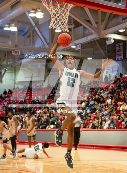 Thumbnail 2 in Baldwin vs Brentwood (NYSPHSAA Class AA Regional) photogallery.
