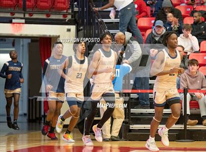 Thumbnail 2 in Baldwin vs Brentwood (NYSPHSAA Class AA Regional) photogallery.