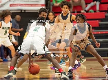 Thumbnail 1 in Baldwin vs Brentwood (NYSPHSAA Class AA Regional) photogallery.