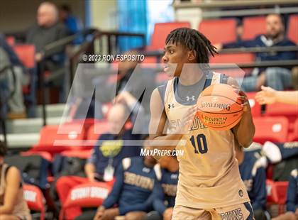 Thumbnail 1 in Baldwin vs Brentwood (NYSPHSAA Class AA Regional) photogallery.