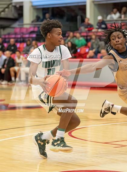 Thumbnail 2 in Baldwin vs Brentwood (NYSPHSAA Class AA Regional) photogallery.
