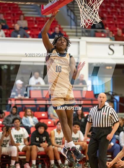 Thumbnail 3 in Baldwin vs Brentwood (NYSPHSAA Class AA Regional) photogallery.