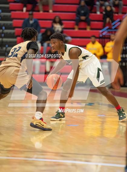 Thumbnail 1 in Baldwin vs Brentwood (NYSPHSAA Class AA Regional) photogallery.