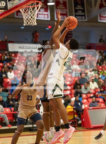 Thumbnail 1 in Baldwin vs Brentwood (NYSPHSAA Class AA Regional) photogallery.