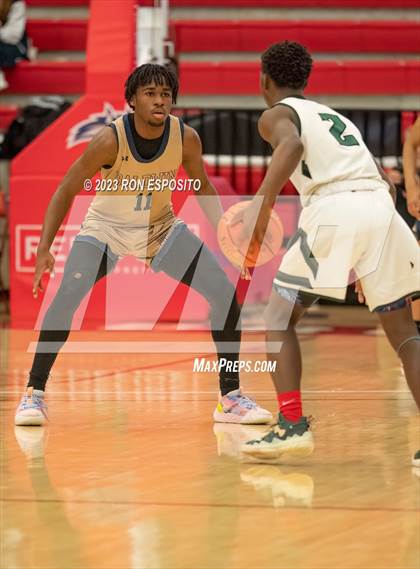 Thumbnail 2 in Baldwin vs Brentwood (NYSPHSAA Class AA Regional) photogallery.