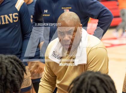 Thumbnail 3 in Baldwin vs Brentwood (NYSPHSAA Class AA Regional) photogallery.