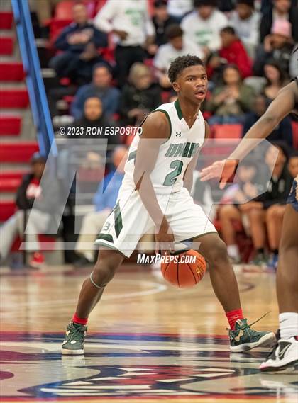 Thumbnail 3 in Baldwin vs Brentwood (NYSPHSAA Class AA Regional) photogallery.