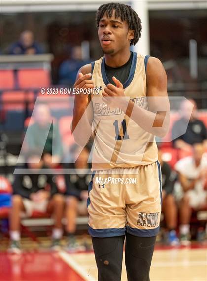 Thumbnail 3 in Baldwin vs Brentwood (NYSPHSAA Class AA Regional) photogallery.