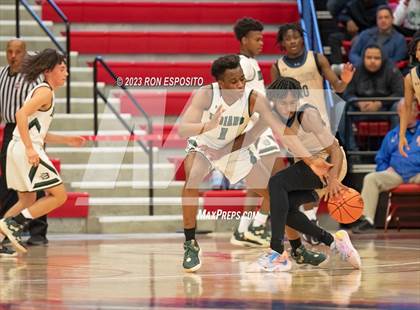 Thumbnail 1 in Baldwin vs Brentwood (NYSPHSAA Class AA Regional) photogallery.