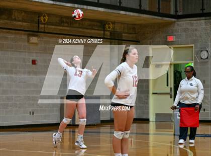 Thumbnail 3 in Midtown vs. Mays photogallery.