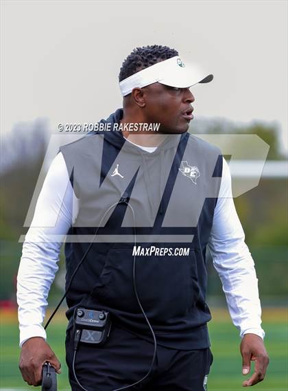 Thumbnail 3 in Duncanville @ DeSoto photogallery.