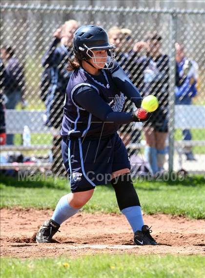 Thumbnail 2 in Depew vs Lewiston-Porter (12th Depew Tournament) photogallery.
