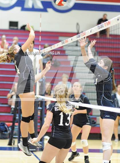 Thumbnail 2 in Trabuco Hills vs. San Clemente (OC Varsity Classic ) photogallery.