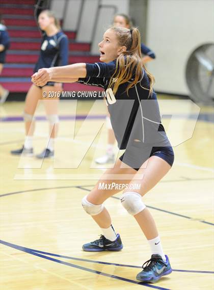 Thumbnail 3 in Trabuco Hills vs. San Clemente (OC Varsity Classic ) photogallery.