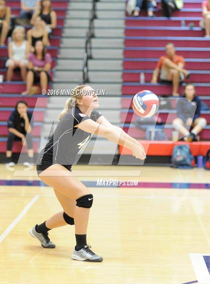 Thumbnail 1 in Trabuco Hills vs. San Clemente (OC Varsity Classic ) photogallery.