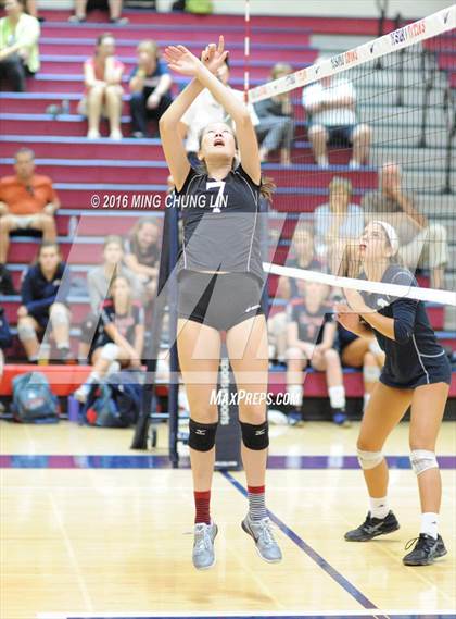 Thumbnail 2 in Trabuco Hills vs. San Clemente (OC Varsity Classic ) photogallery.