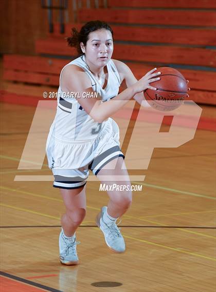 Thumbnail 2 in Immaculate Heart vs Flintridge Sacred Heart (Poly Tournament) photogallery.