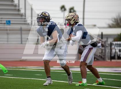 Thumbnail 3 in RGVCA East vs West All-Star Game photogallery.