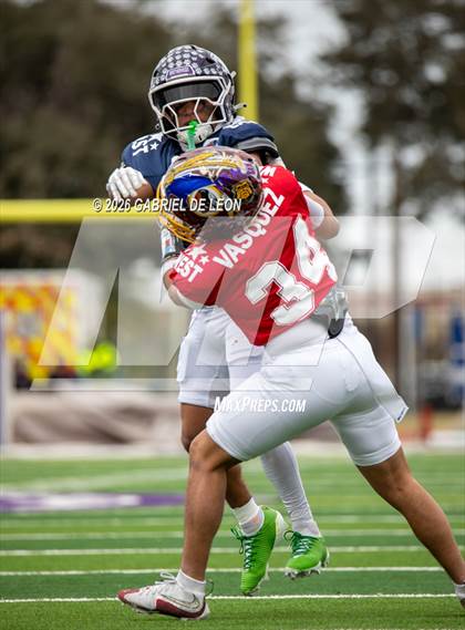 Thumbnail 2 in RGVCA East vs West All-Star Game photogallery.