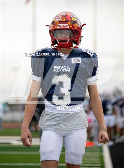 Thumbnail 3 in RGVCA East vs West All-Star Game photogallery.