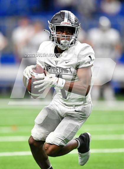 Thumbnail 1 in Katy vs. Vandegrift (UIL 6A D2 Semifinal) photogallery.