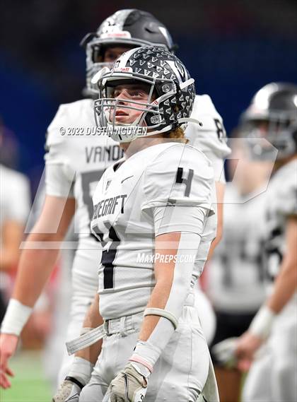 Thumbnail 2 in Katy vs. Vandegrift (UIL 6A D2 Semifinal) photogallery.