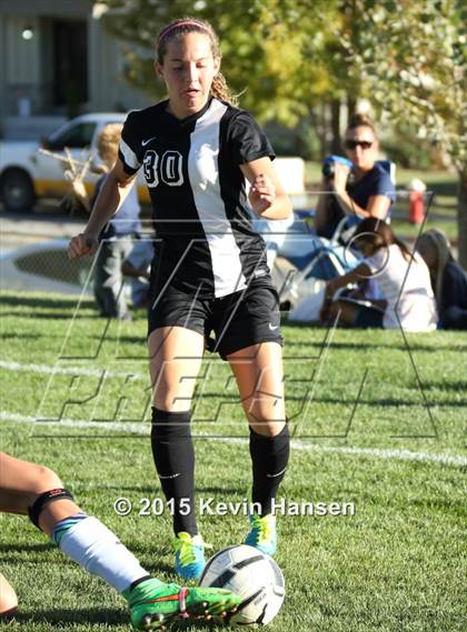 Thumbnail 1 in Weber vs. Syracuse (UHSAA 5A 1st Round Playoff) photogallery.