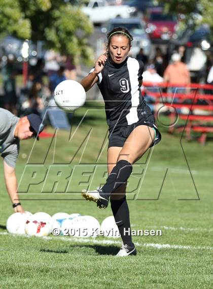 Thumbnail 3 in Weber vs. Syracuse (UHSAA 5A 1st Round Playoff) photogallery.