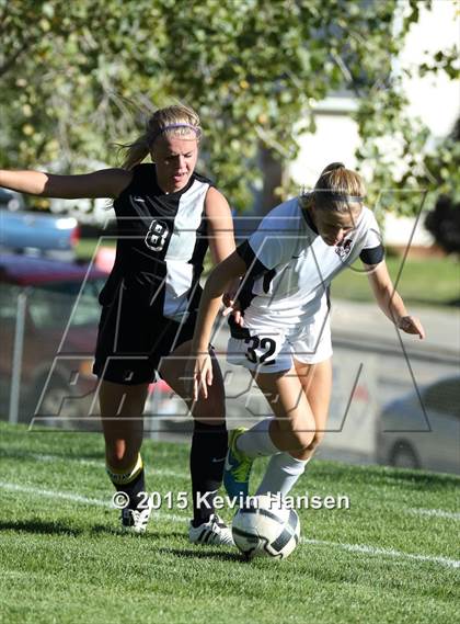 Thumbnail 2 in Weber vs. Syracuse (UHSAA 5A 1st Round Playoff) photogallery.