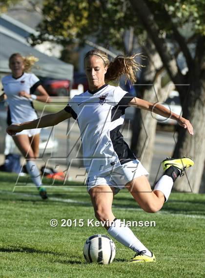 Thumbnail 2 in Weber vs. Syracuse (UHSAA 5A 1st Round Playoff) photogallery.